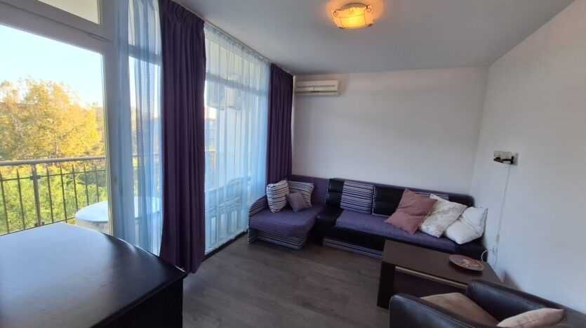 Продава се Тристаен апартамент в к.к. Слънчев бряг - 110 кв.м за 855 €/кв.м - Снимка #3