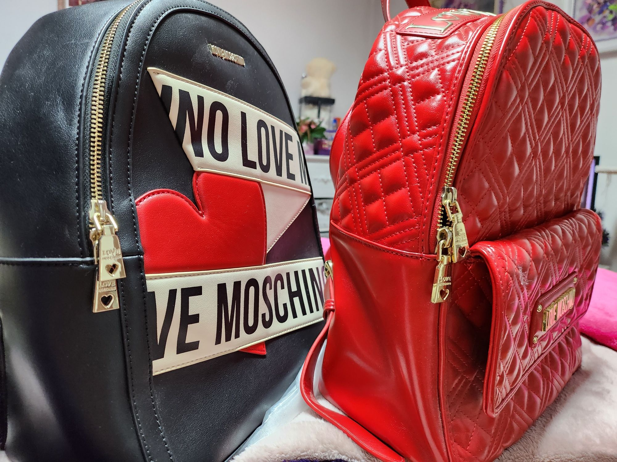 6 броя Раници Love Moschino-без забележки