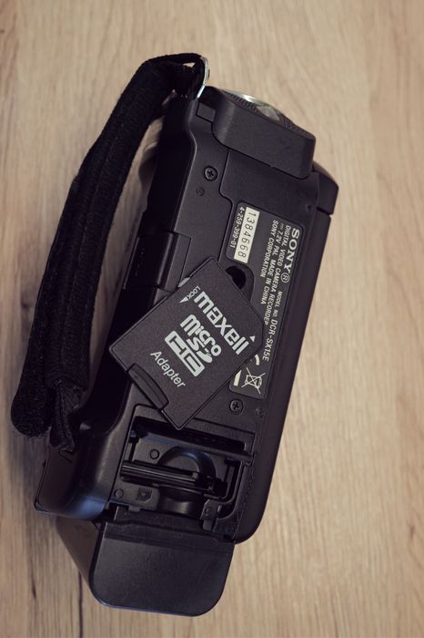 Camera Video Sony Handycam CCD cu SD card si incarcator original