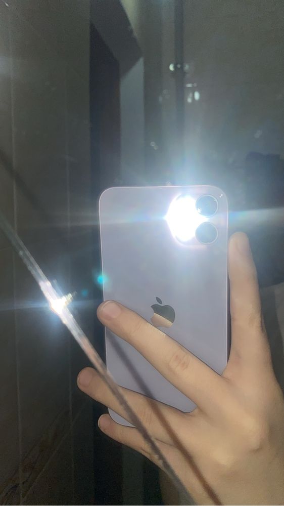 Продам iPhone 11 полный комплектации