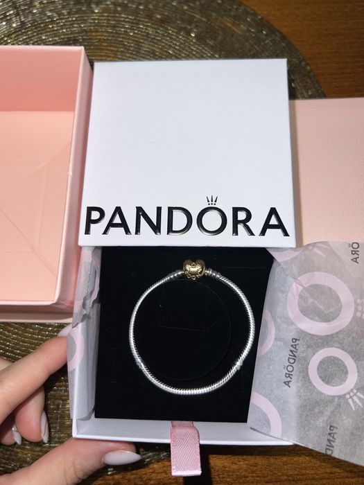 Bratara pandora noua