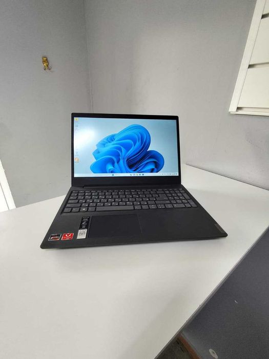 Lenovo Ryzen 5 ОЗУ 8гб SSD 256GB+HDD 1TB в отличном состояние