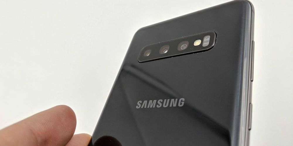 Samsung Galaxy S 10 plus - impecabil - 512 GB  memoria - dual  Sim