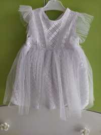 2 Детски бели роклички
