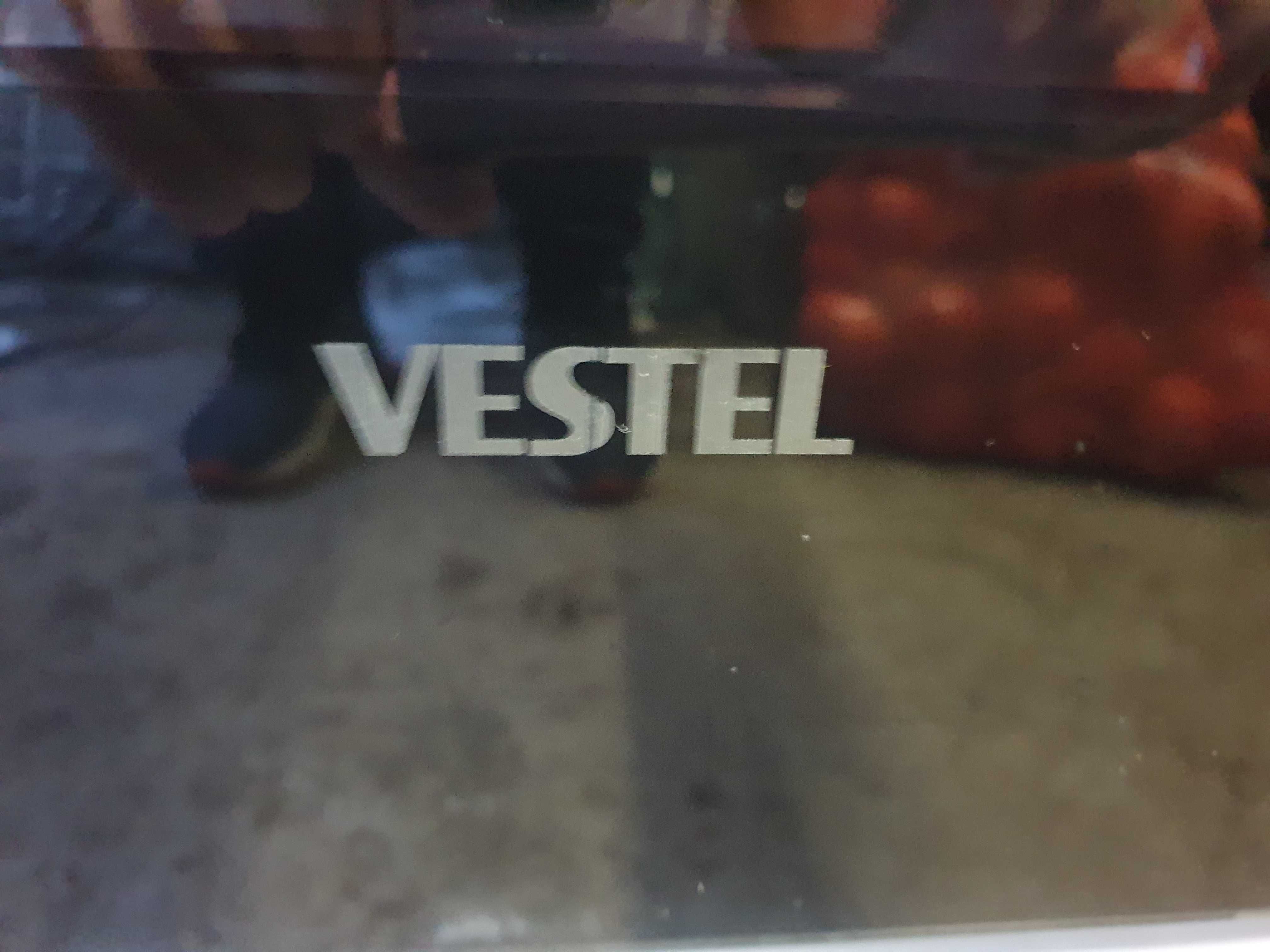 Продам 5 конфорочную газплиту VESTEL белый.пол года б.у в идеале