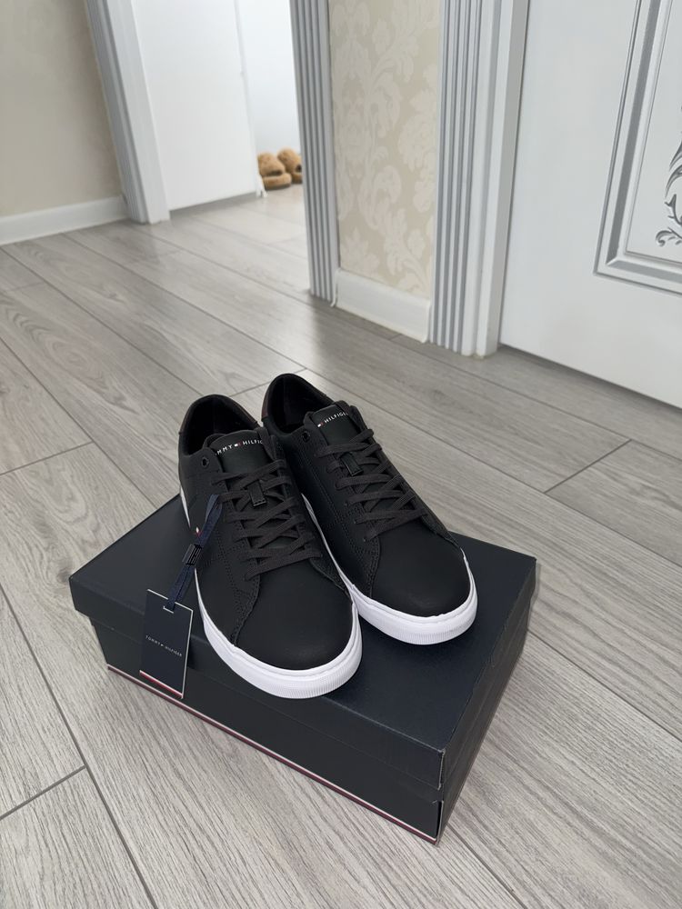 кеды Tommy Hilfiger