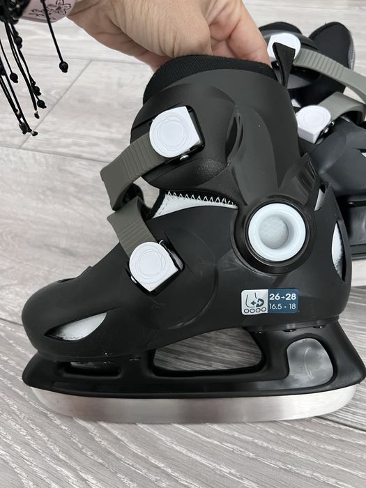 Patine gheata, marime 26-28