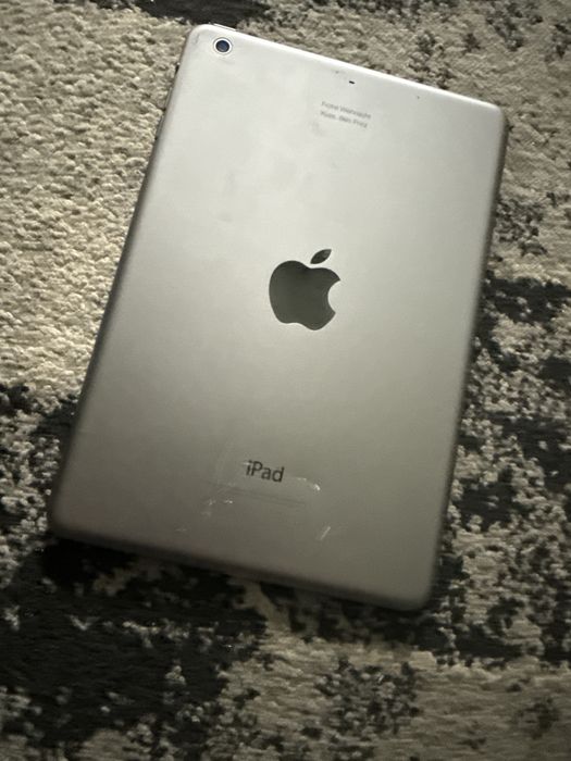 iPad Mini 2 ( Citeste Anuntul ) piese / reparatie