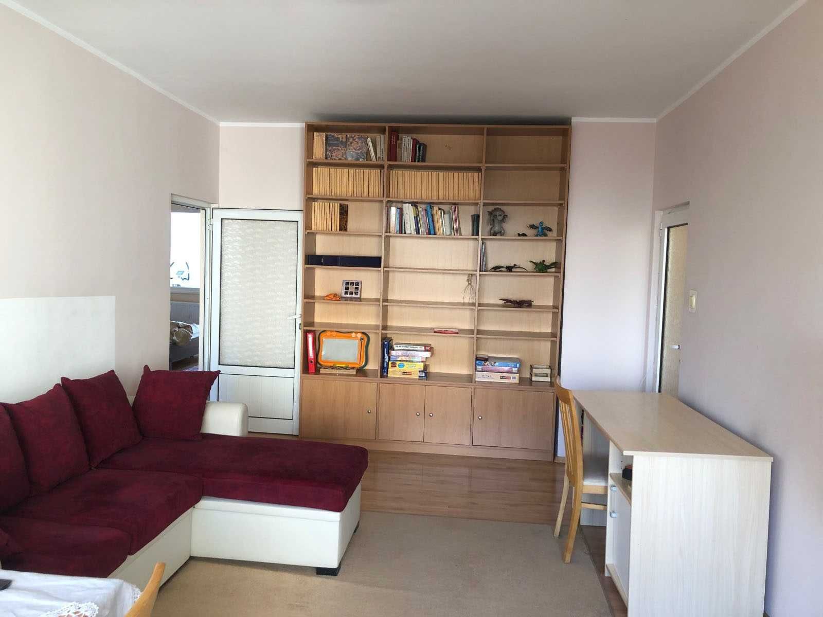 Тристаен ап. под наем в кв. Дружба 2