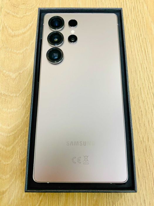 НОВ !!! Samsung Galaxy S25 Ultra, 12GB RAM, 256GB, 5G, Titanium Gray