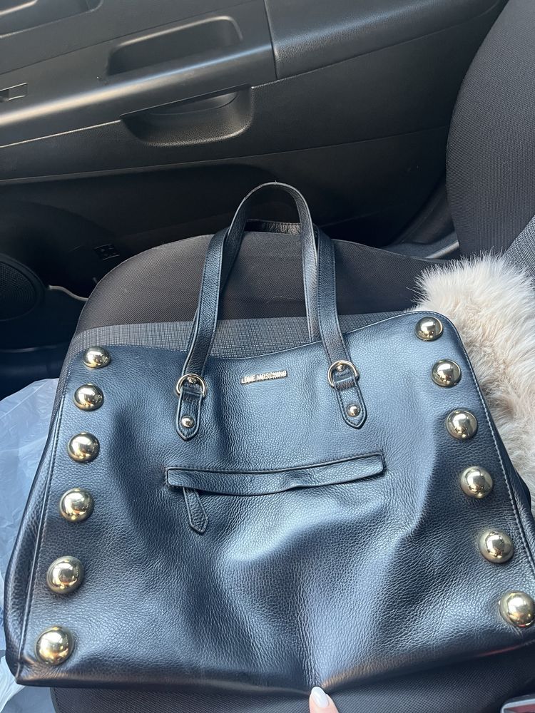Дамска чанта LOVE MOSCHINO