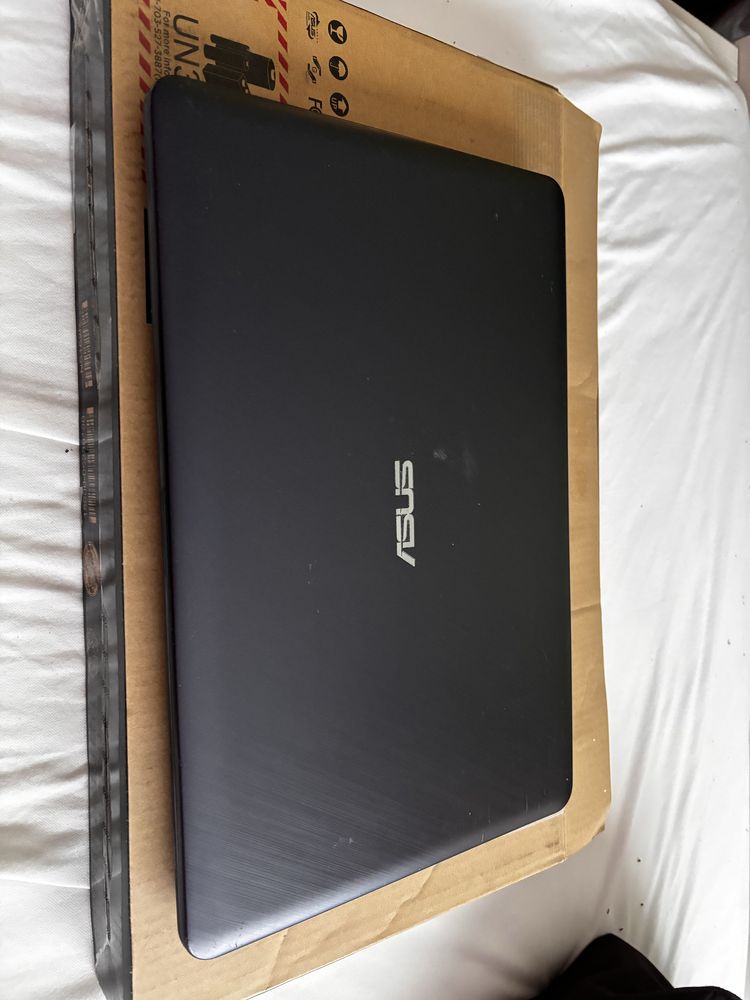 Asus X543MA Laptop