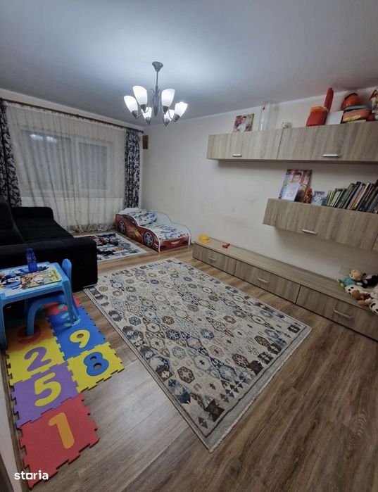 Apartament cu 2 camere de închiriat în zona Hipodrom
