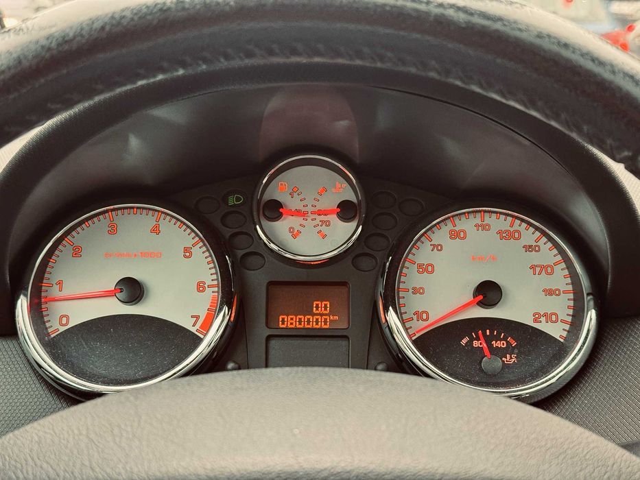 Peugeot 207 Feline | Панорама | 80000км