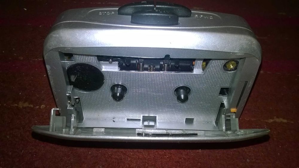 casetofon RCA si reportofon Sanyo