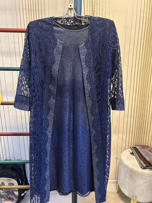 Нарядное платье 54р