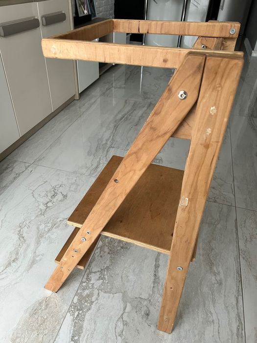 Монтесори сгъваема кула