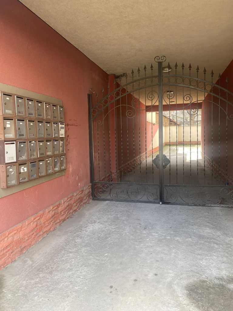 Продава се Двустаен апартамент в Пловдив, Кючук Париж - 63 кв.м за 2064 €/кв.м - Снимка #7