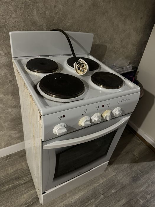 Плита делюкс все паботает