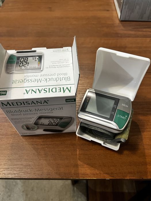 Танометр для артериальногодавления