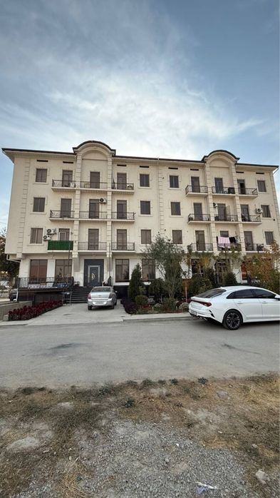 Продается 3 ком. Квартира на 2 этаже в Саттепо площадью 70 кв.м.