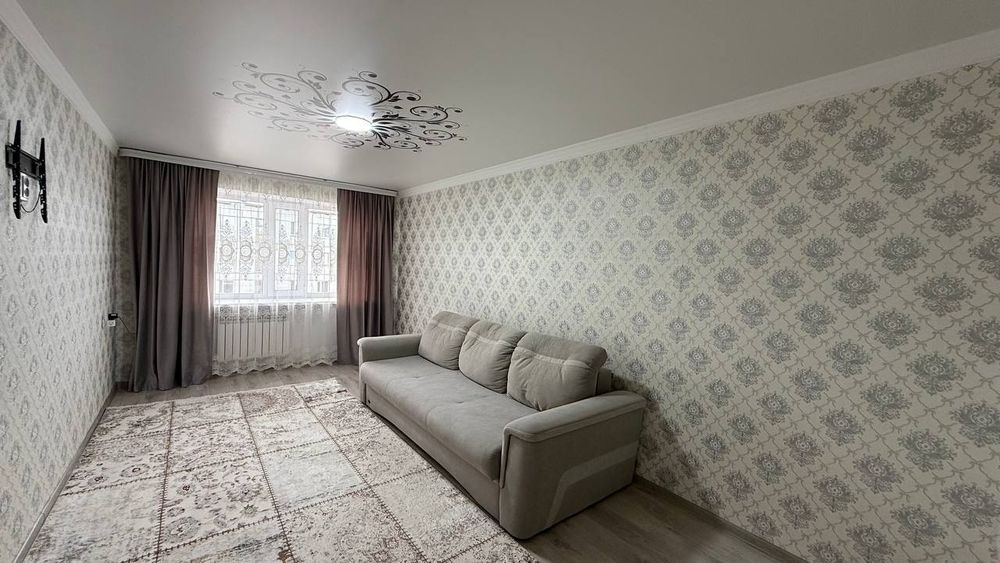 Продаётся 2х комнатная ходы раздельные с ремонтом пр. Независимости 55