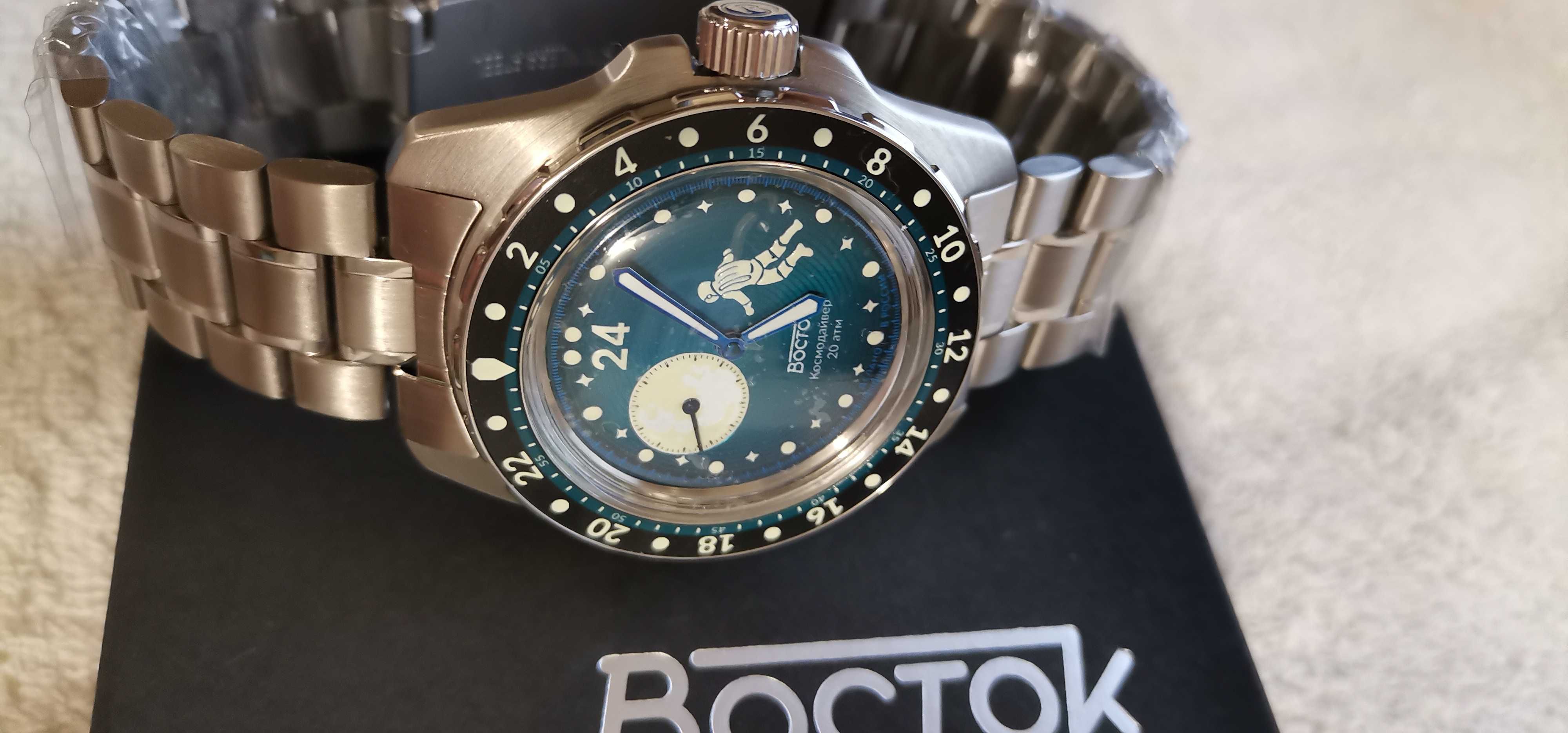 Восток Амфибия Космодайвер -14038Б “Luna Dude” Колекционерски 2000 шт.