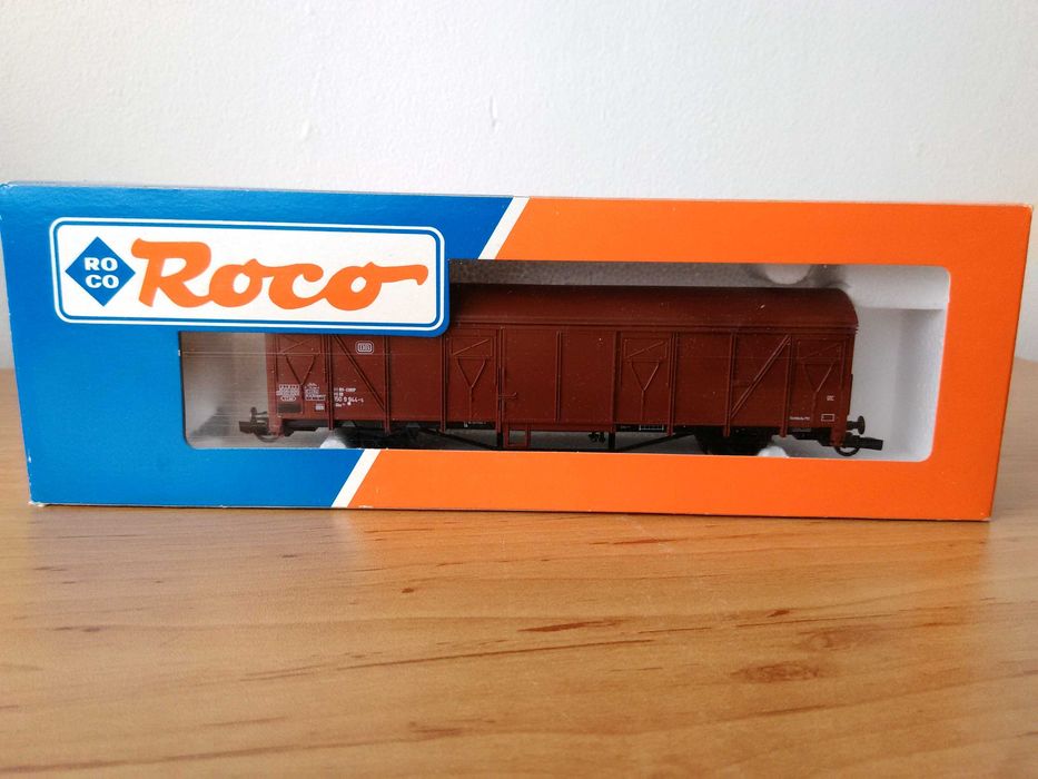 Продавам модел на товарен вагон но 1/87 Roco