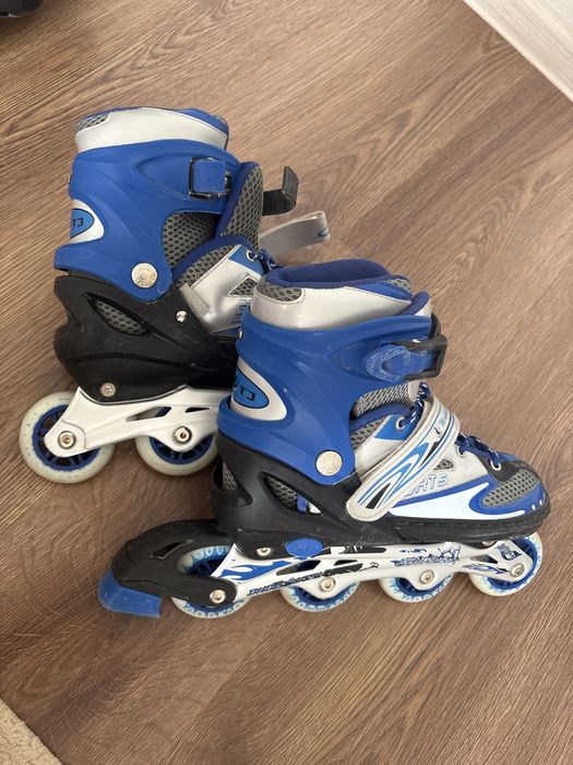 Продаю ролики в хорошем состоянии, размер 35+