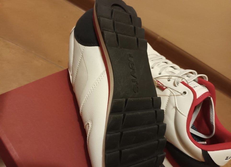 Levi's -Нови маратонки унисекс