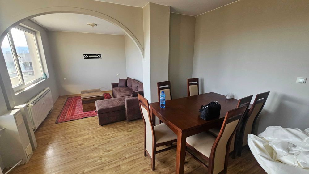 Н-3-130-Дава се под наем тристаен апартамент в ж.к. "В. Левски"