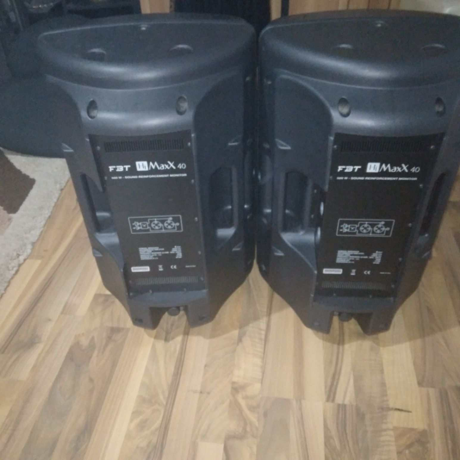 Vand 2 boxe pasive fbt himaxx 40 nu dynacord