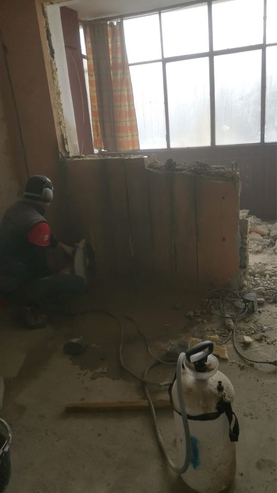 Tăiere diamantată decupare beton demolări