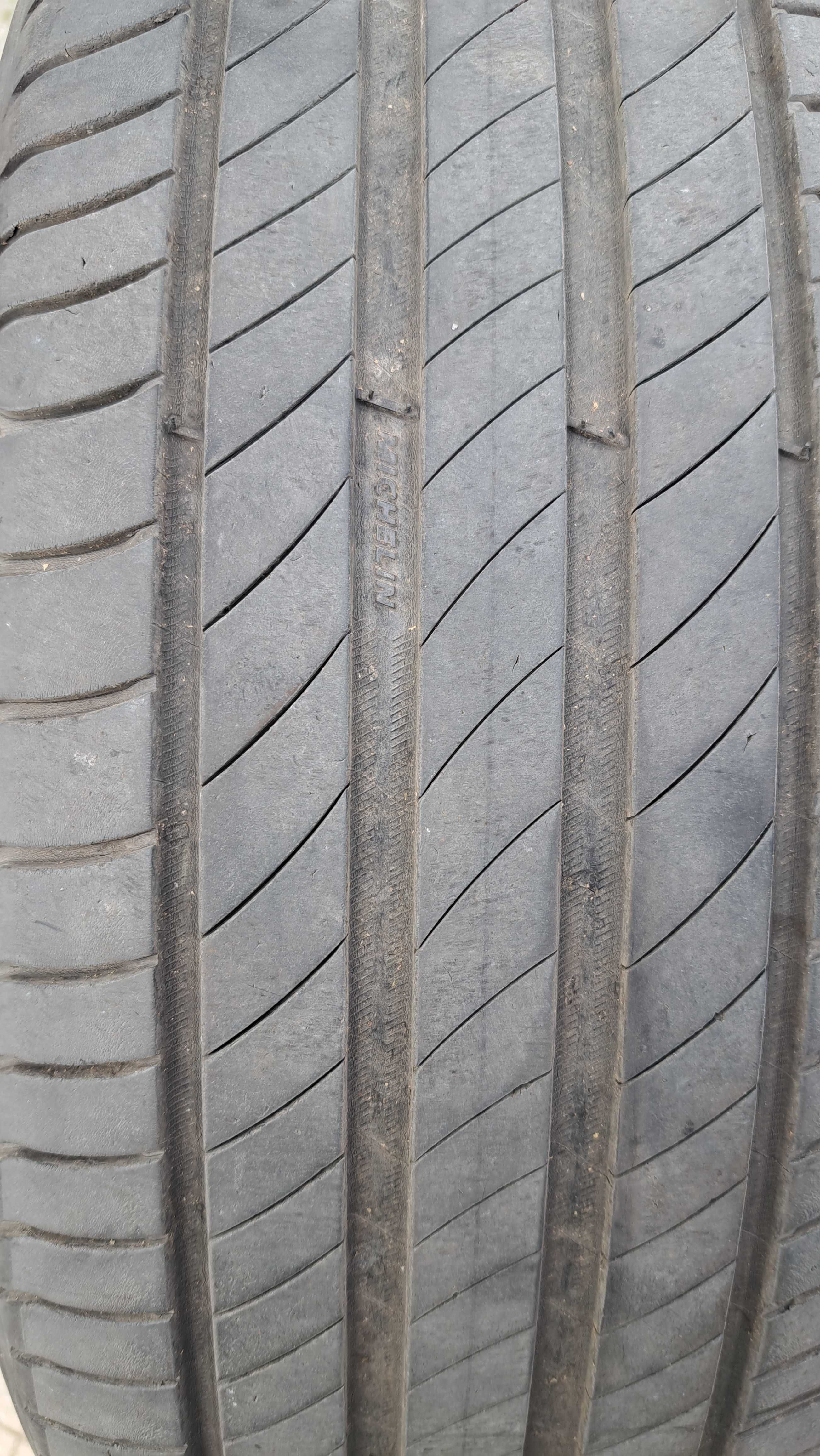 Комплект 4 броя гуми летни Michelin 225/60 R17