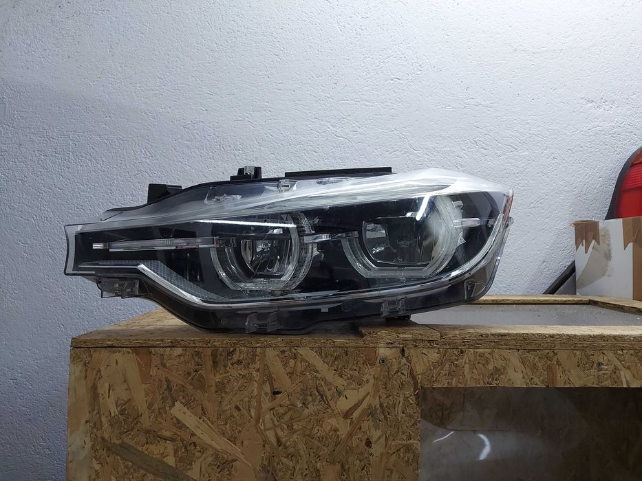 Far faruri Audi A4 B8 B8.5, Audi A3 8V, A6 C5, Smart Fortwo