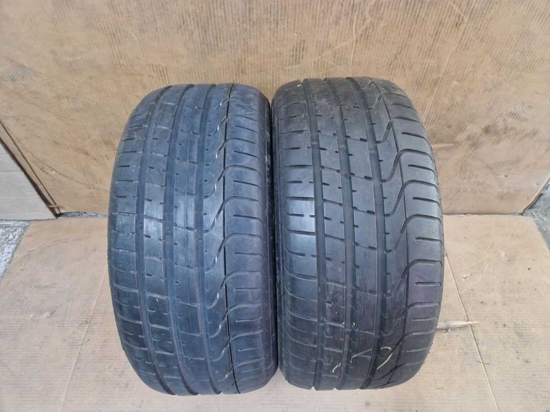 2 Pirelli R19 255/40 Anvelope de vară DOT1318