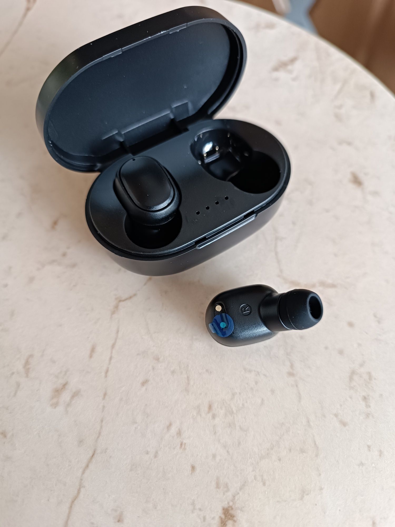 Безжични слушалки bluetooth блутут