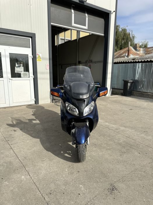 Suzuki burgman 650