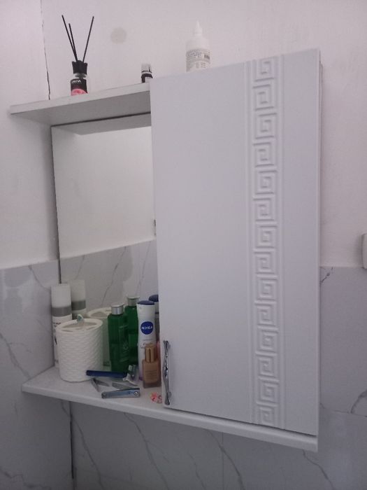 Продам тумбу раквину комплект