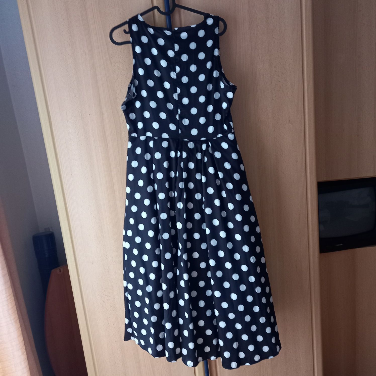 Rochie noua, cu eticheta  marimea L