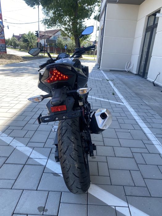 Vand Kawasaki Z 400     A2