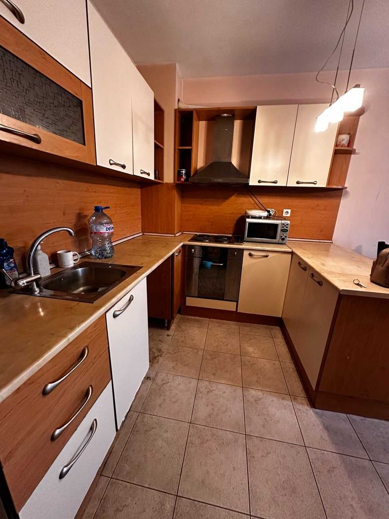 Дава се под наем Двустаен апартамент в София, Център - 56 кв.м за 509.49 € - Снимка #3