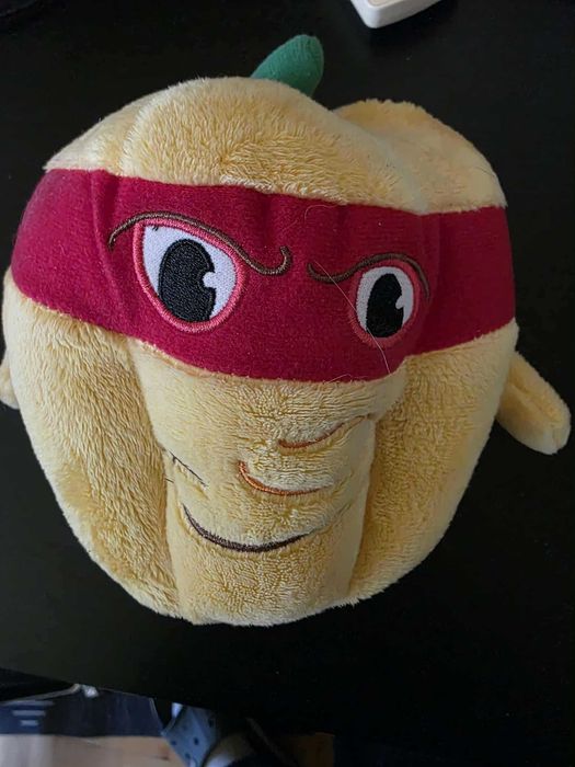 Подарявам плюшени играчки и пъзели