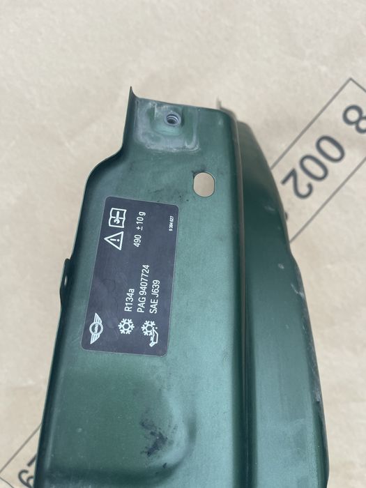 Aripa dreapta Mini Cooper CountryMan 2015 usor lovita