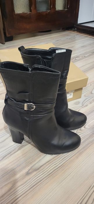 Ghete cu toc piele naturala