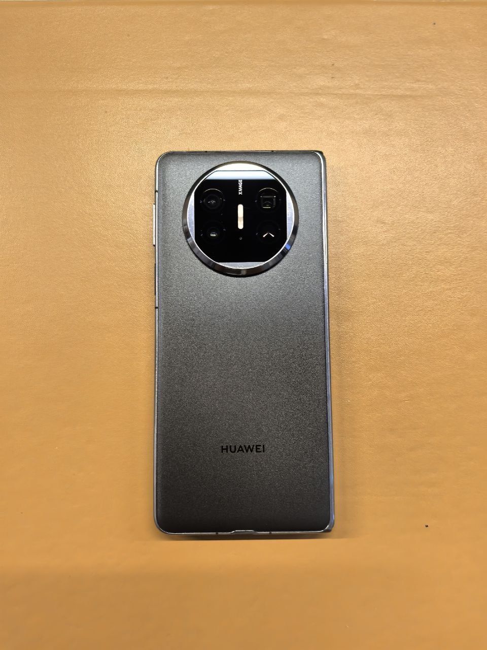 Продам свой HUAWEI Mate X5