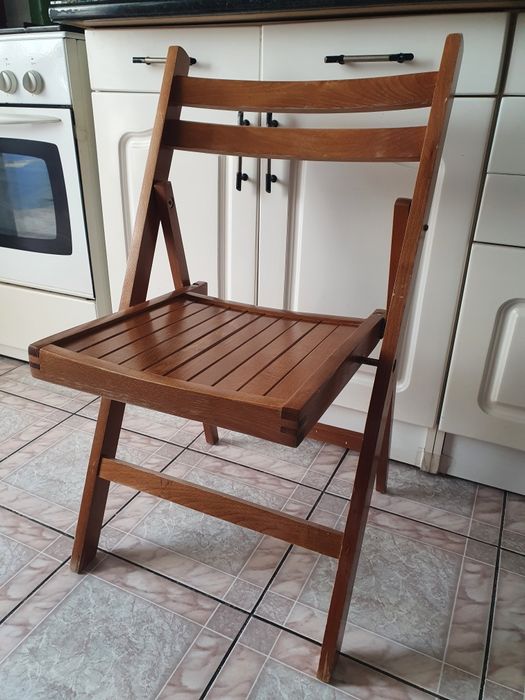 OCAZIE, Scaune din lemn masiv, pliabile, 7 bucăți, noi