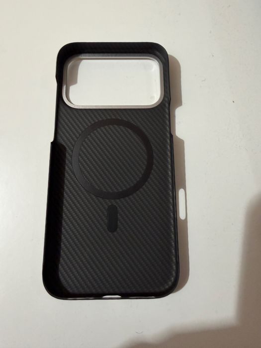 Carcasa Iphone 17 Pro Max Carbn
