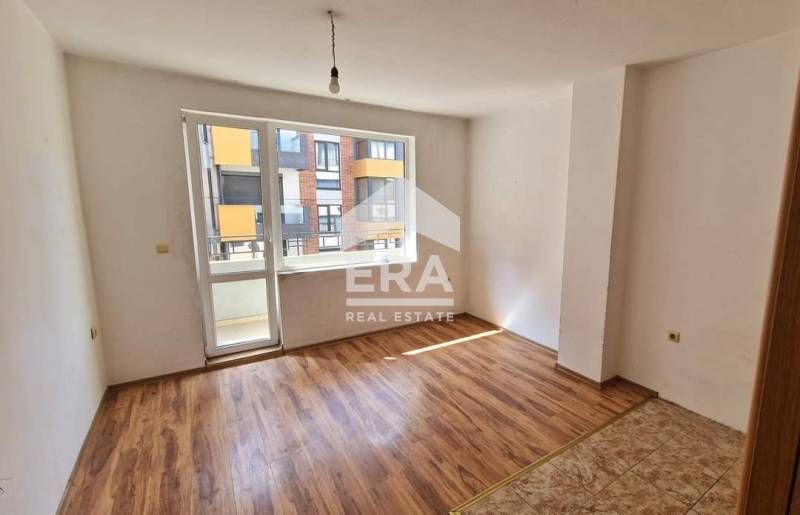 Продава се Двустаен апартамент в Варна, Лятно кино Тракия - 55 кв.м за 2110 €/кв.м - Снимка #1