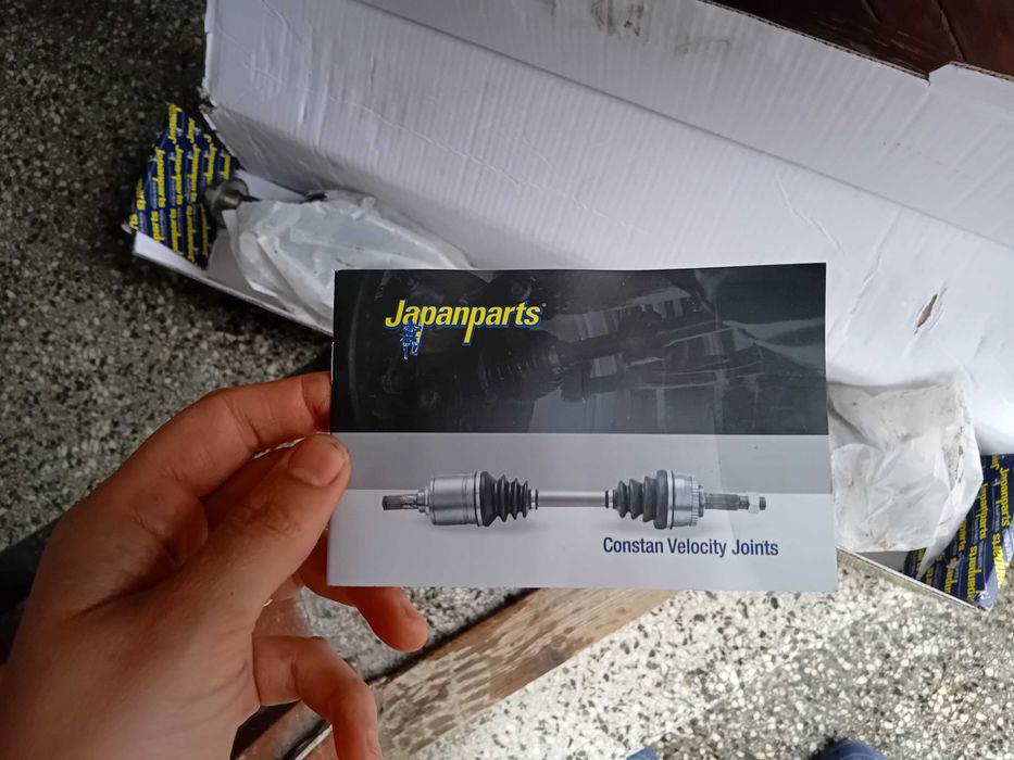 ПОЛУОСКА за HONDA ACCORD хонда акорд 8 - дясна вътрешна част